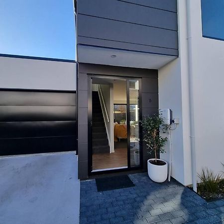 Central Home With Internal Garage - Close To Cbd! Christchurch Exterior photo