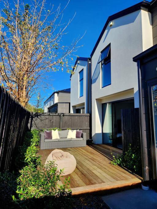 Central Home With Internal Garage - Close To Cbd! Christchurch Exterior photo
